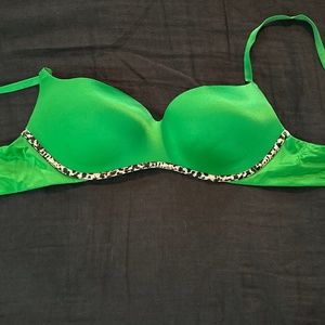 Victorias Secret Green Wireless Push-up Bra